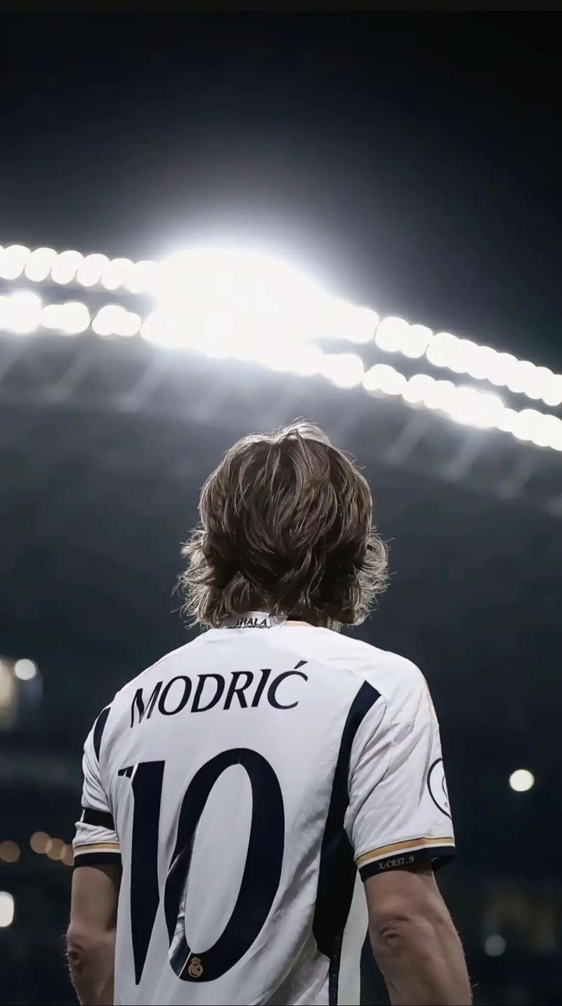 蒯曼三线作战经受住考验！国乒男队主力待补强，年轻选手未达标准