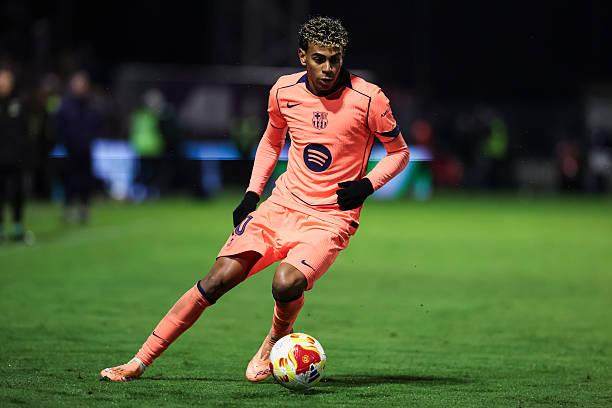 欧冠前瞻：天王山战役！枪手拜仁对决火热来袭，谁是全欧最强？