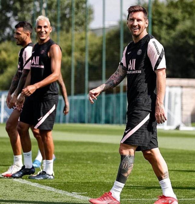 需要一名技 需要一名技